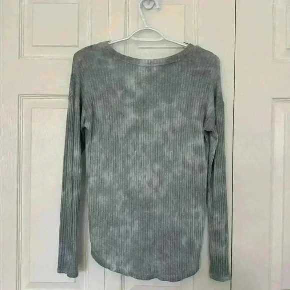 American Eagle Soft & Sexy Rib Long Sleeve - Picture 2 of 5